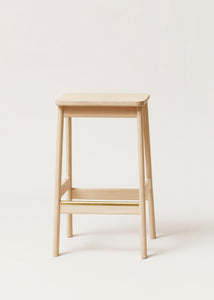 Barová stolička Angle by Herman Studio 65cm dubová bělená