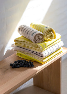 Barevný ručník Naram 50x70cm neonově žlutá