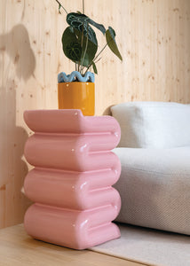 Odkládací stolek Pillar Whip růžový 62cm