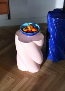 Stolek Pillar marshmallow růžový