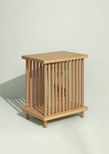 Noční stolek Acorn dubový